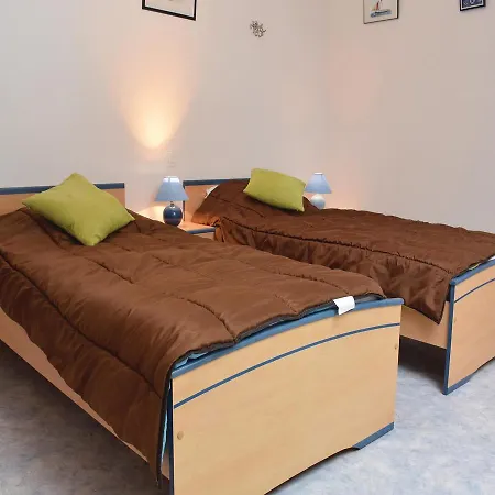 Σπίτι διακοπών Three-bedroom Holiday In *