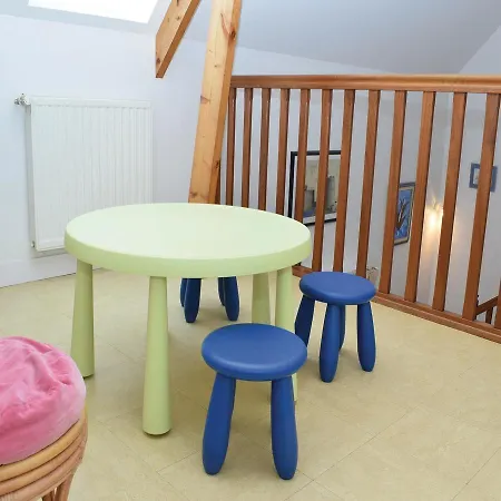 Three-bedroom Holiday In Σπίτι διακοπών *